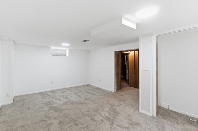 5122 Morgan Avenue N, Minneapolis, MN 55430