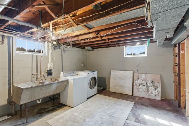 5122 Morgan Avenue N, Minneapolis, MN 55430