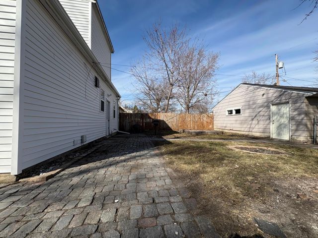 5122 Morgan Avenue N, Minneapolis, MN 55430