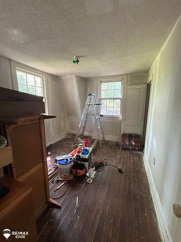 2233 Joliet Street, Flint, MI 48504