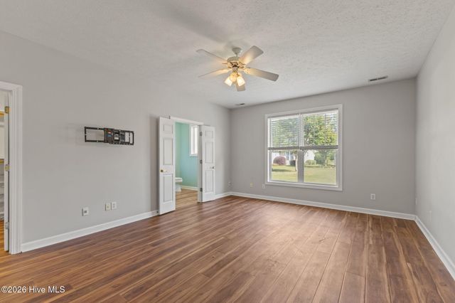 112 Carefree Lane, Morehead City, NC 28557