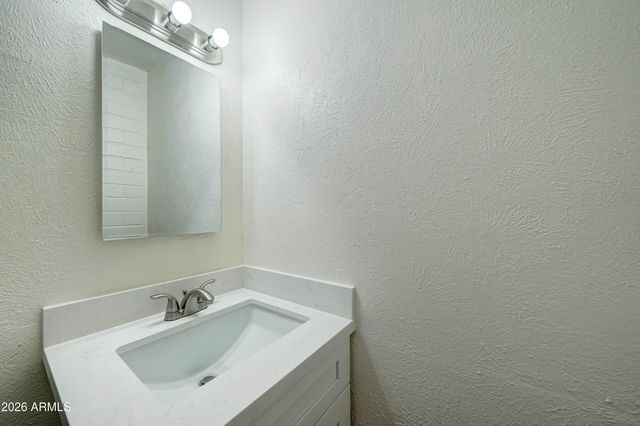 6413 S 21ST Place, Phoenix, AZ 85042