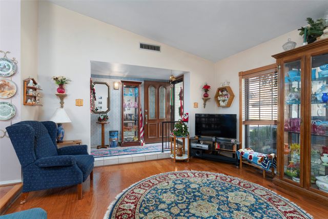 4016 Rushview Drive, Arlington, TX 76016