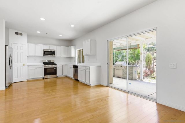 820 Plumeria St, San Marcos, CA 92069