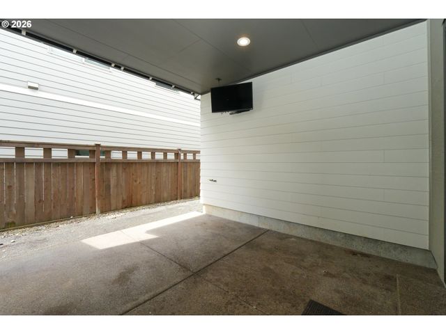 16625 Se PLEASANT VALLEY Pkwy, Happy Valley, OR 97086