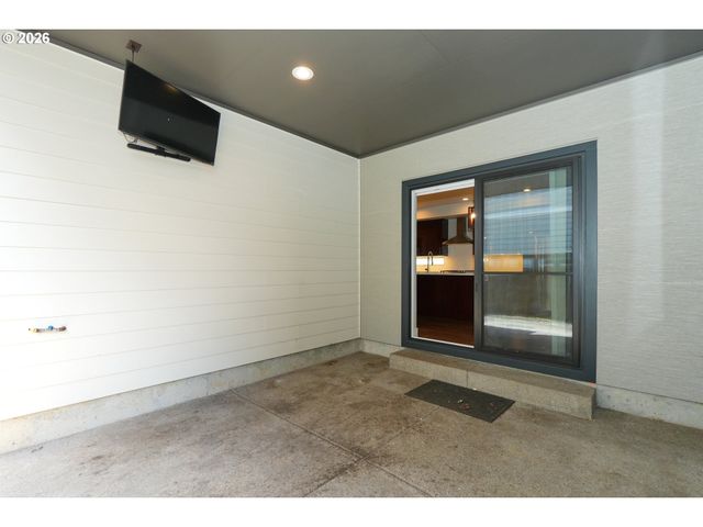 16625 Se PLEASANT VALLEY Pkwy, Happy Valley, OR 97086