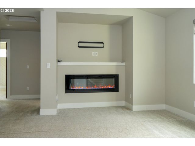 16625 Se PLEASANT VALLEY Pkwy, Happy Valley, OR 97086