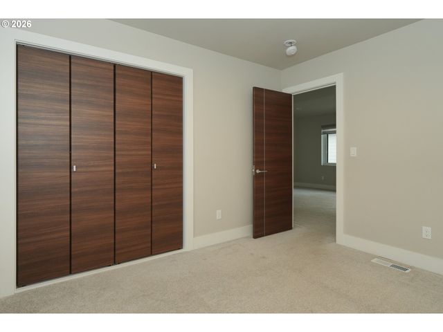 16625 Se PLEASANT VALLEY Pkwy, Happy Valley, OR 97086