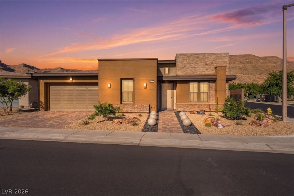 6759 Ivory Sage Street, Las Vegas, NV 89148