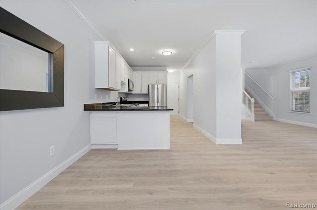 41160 Maplewood Drive, Canton, MI 48187