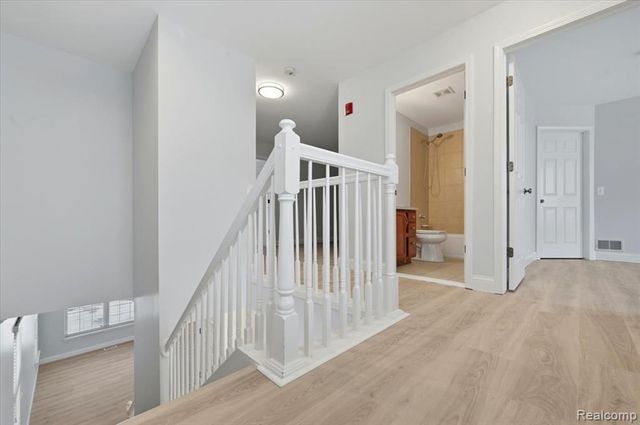 41160 Maplewood Drive, Canton, MI 48187