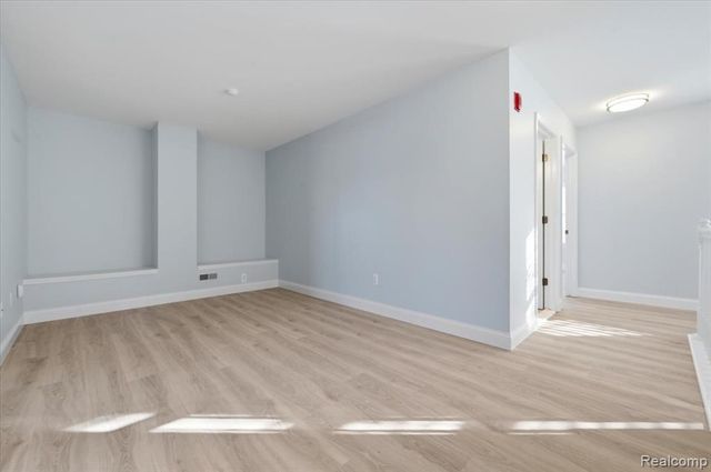 41160 Maplewood Drive, Canton, MI 48187