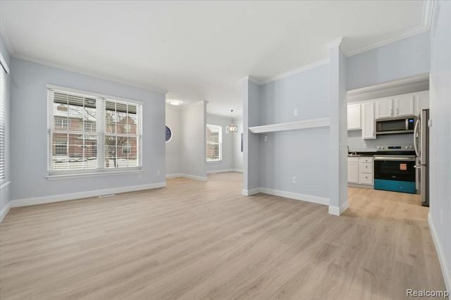 41160 Maplewood Drive, Canton, MI 48187