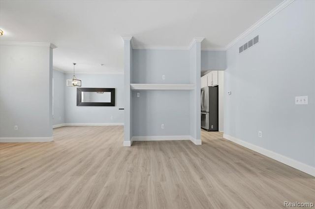 41160 Maplewood Drive, Canton, MI 48187