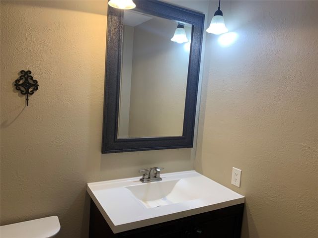 4107 Rushmoor Drive, Arlington, TX 76016