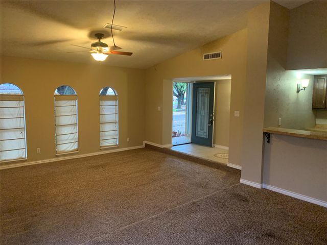 4107 Rushmoor Drive, Arlington, TX 76016