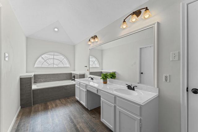 13539 Ryanwood Drive, Houston, TX 77065