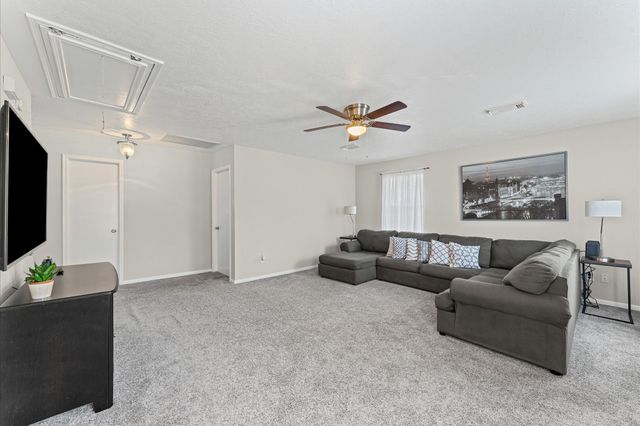 13539 Ryanwood Drive, Houston, TX 77065