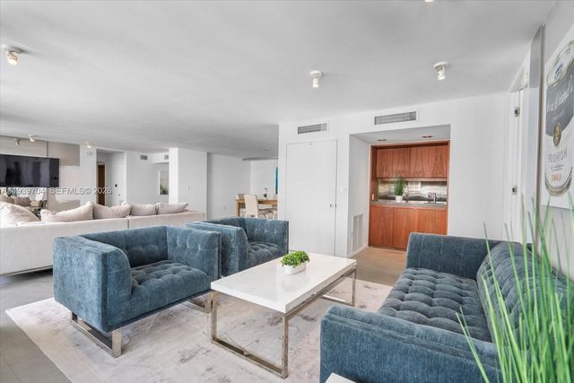 11 Island Ave 2107, Miami Beach, FL 33139