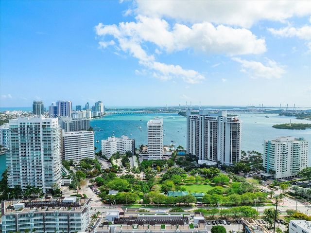 11 Island Ave 2107, Miami Beach, FL 33139