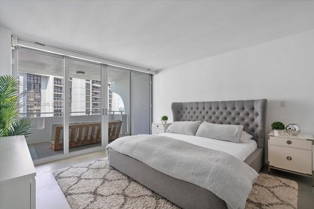 11 Island Ave 2107, Miami Beach, FL 33139