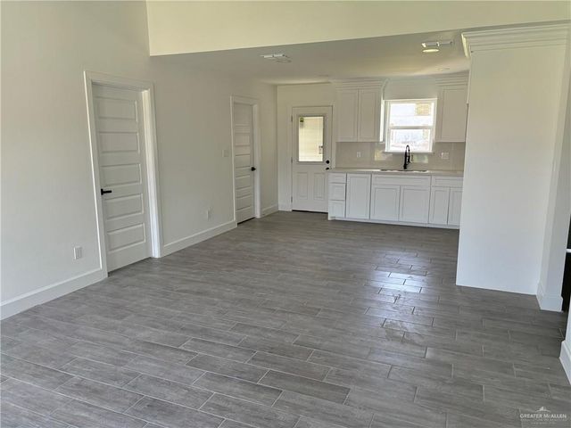 1005 Dove Avenue, Pharr, TX 78577