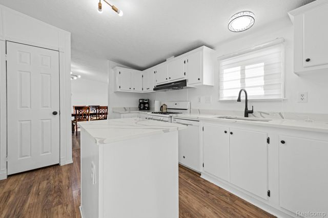 865 Brown City Road, Imlay Township, MI 48444