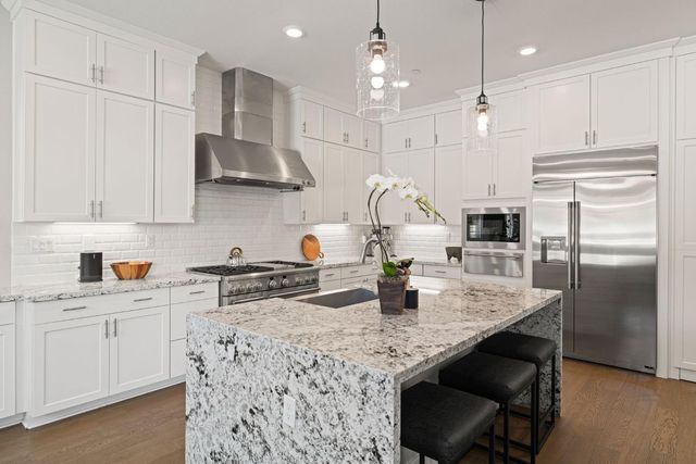 4710 Holliday Ln, El Dorado Hills, CA 95762