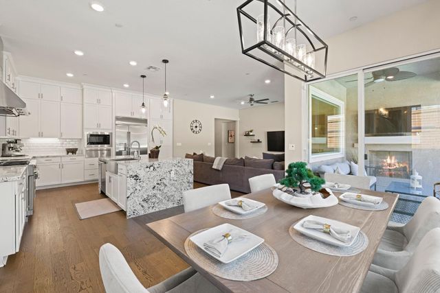 4710 Holliday Ln, El Dorado Hills, CA 95762