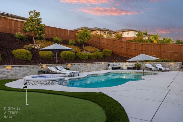 4710 Holliday Ln, El Dorado Hills, CA 95762