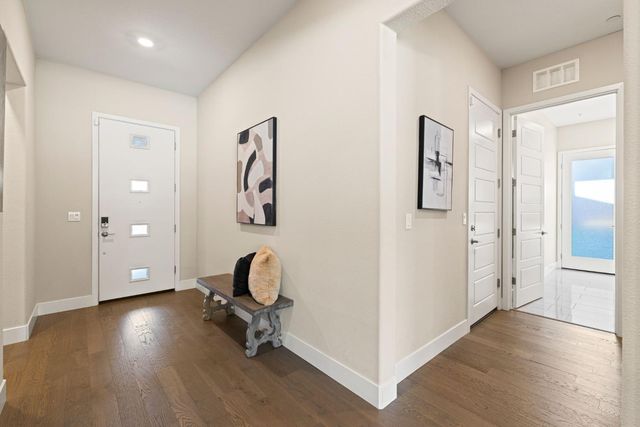 4710 Holliday Ln, El Dorado Hills, CA 95762