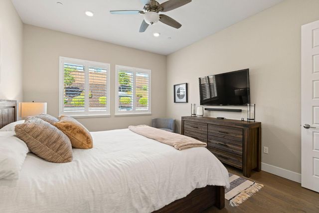 4710 Holliday Ln, El Dorado Hills, CA 95762