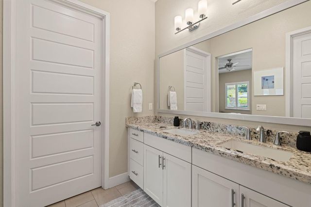 4710 Holliday Ln, El Dorado Hills, CA 95762