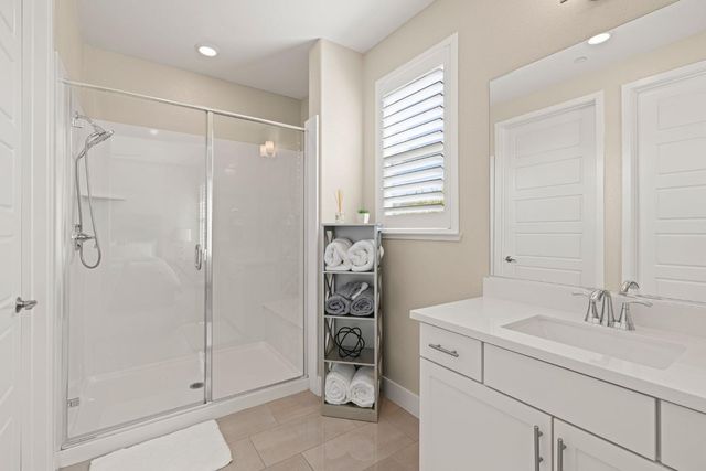 4710 Holliday Ln, El Dorado Hills, CA 95762