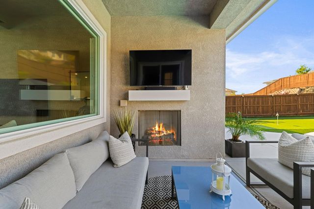 4710 Holliday Ln, El Dorado Hills, CA 95762