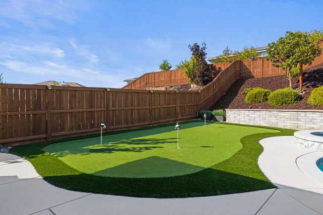 4710 Holliday Ln, El Dorado Hills, CA 95762