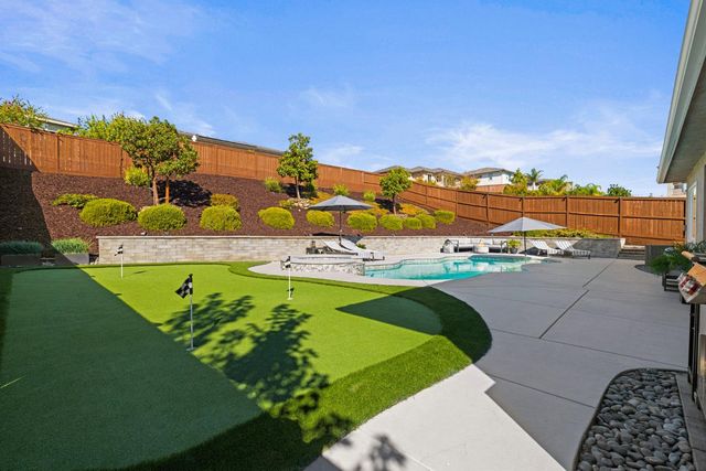 4710 Holliday Ln, El Dorado Hills, CA 95762