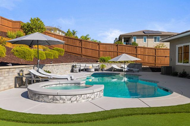 4710 Holliday Ln, El Dorado Hills, CA 95762