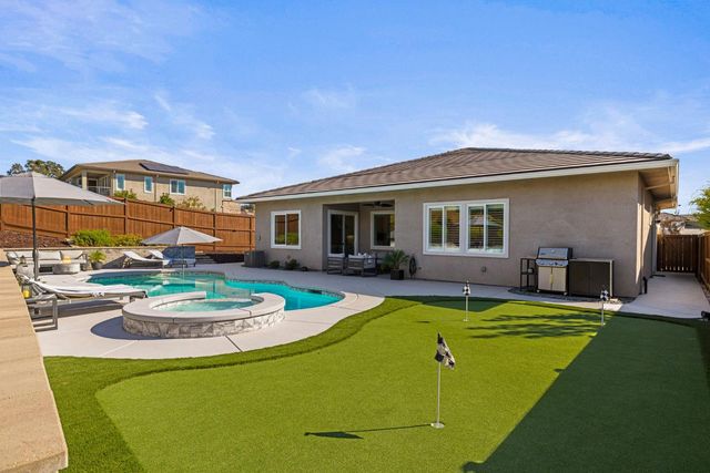 4710 Holliday Ln, El Dorado Hills, CA 95762