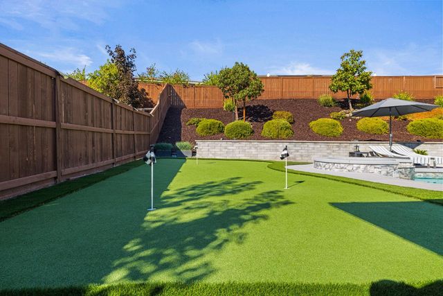 4710 Holliday Ln, El Dorado Hills, CA 95762