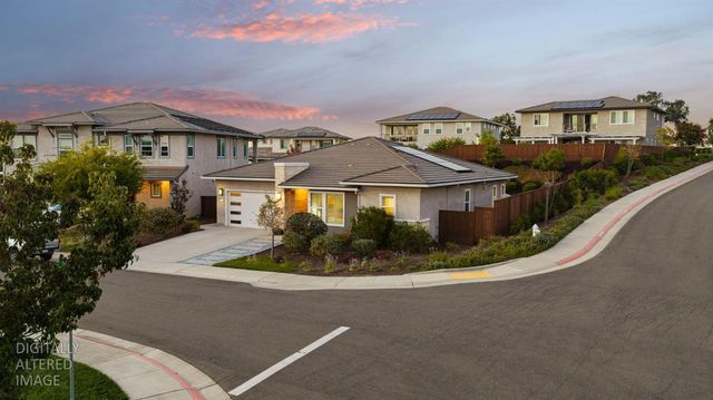 4710 Holliday Ln, El Dorado Hills, CA 95762