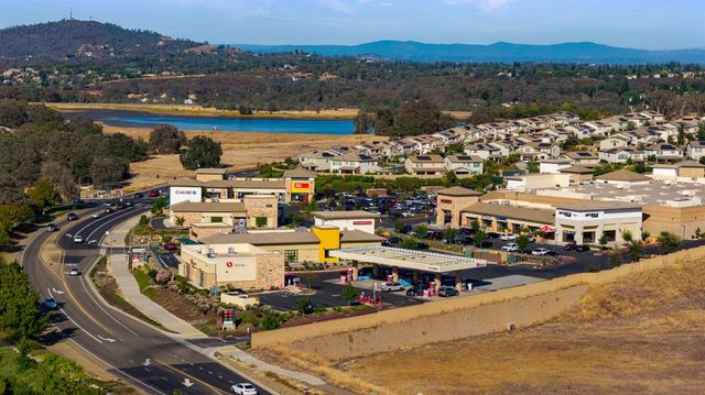 4710 Holliday Ln, El Dorado Hills, CA 95762