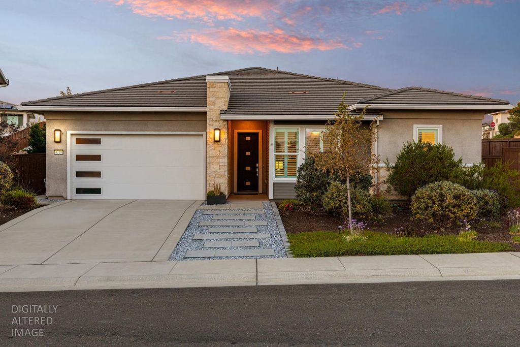 4710 Holliday Ln, El Dorado Hills, CA 95762