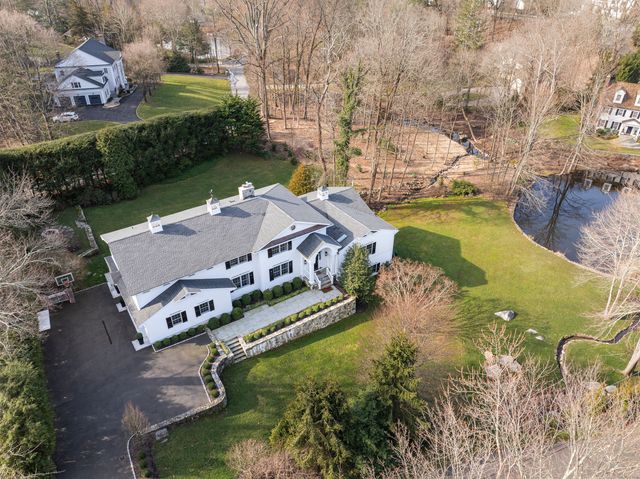 17 Rustic View Road, Greenwich, CT 06830