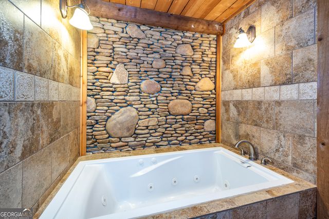 4674 Chestatee Heights Road, Gainesville, GA 30506