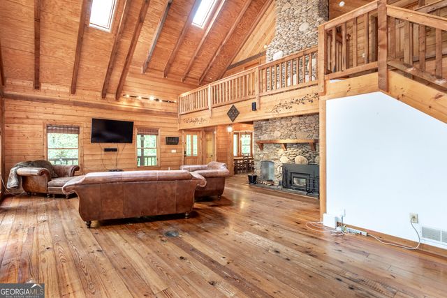 4674 Chestatee Heights Road, Gainesville, GA 30506