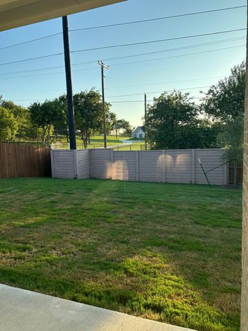 223 loving Trail, Justin, TX 76247