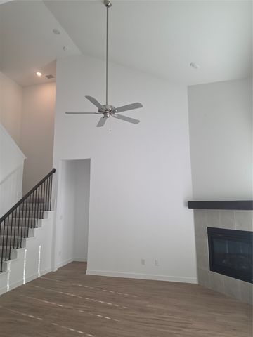 223 loving Trail, Justin, TX 76247