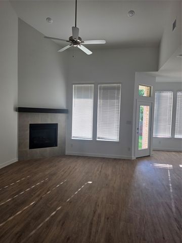 223 loving Trail, Justin, TX 76247