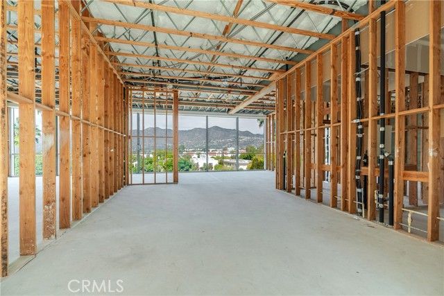 610 W Broadway, Glendale, CA 91204